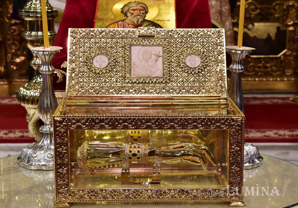 Sclipirile Luminii: Lăcaşuri sfinte închinate Sfântului Apostol Andrei 317187