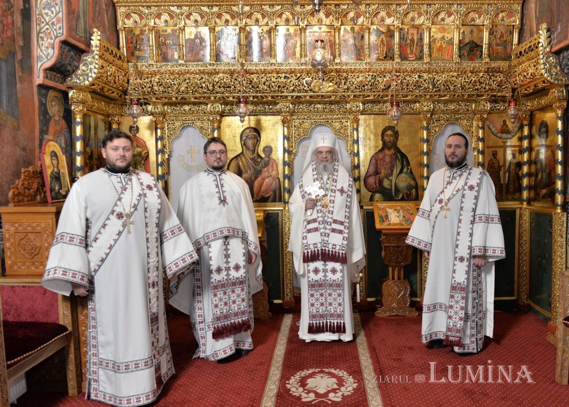 „Iisus Hristos dăruiește lumină sufletului și trupului” 317389