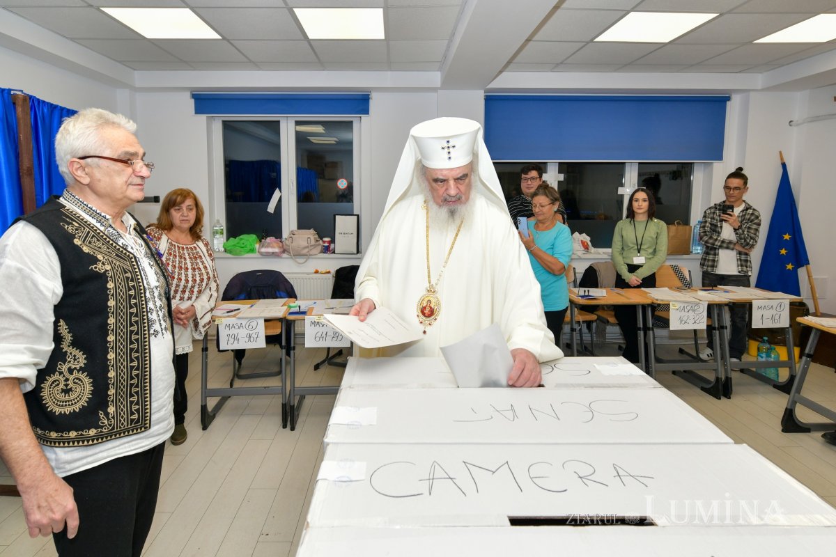 Patriarhul României a votat la alegerile parlamentare 317437
