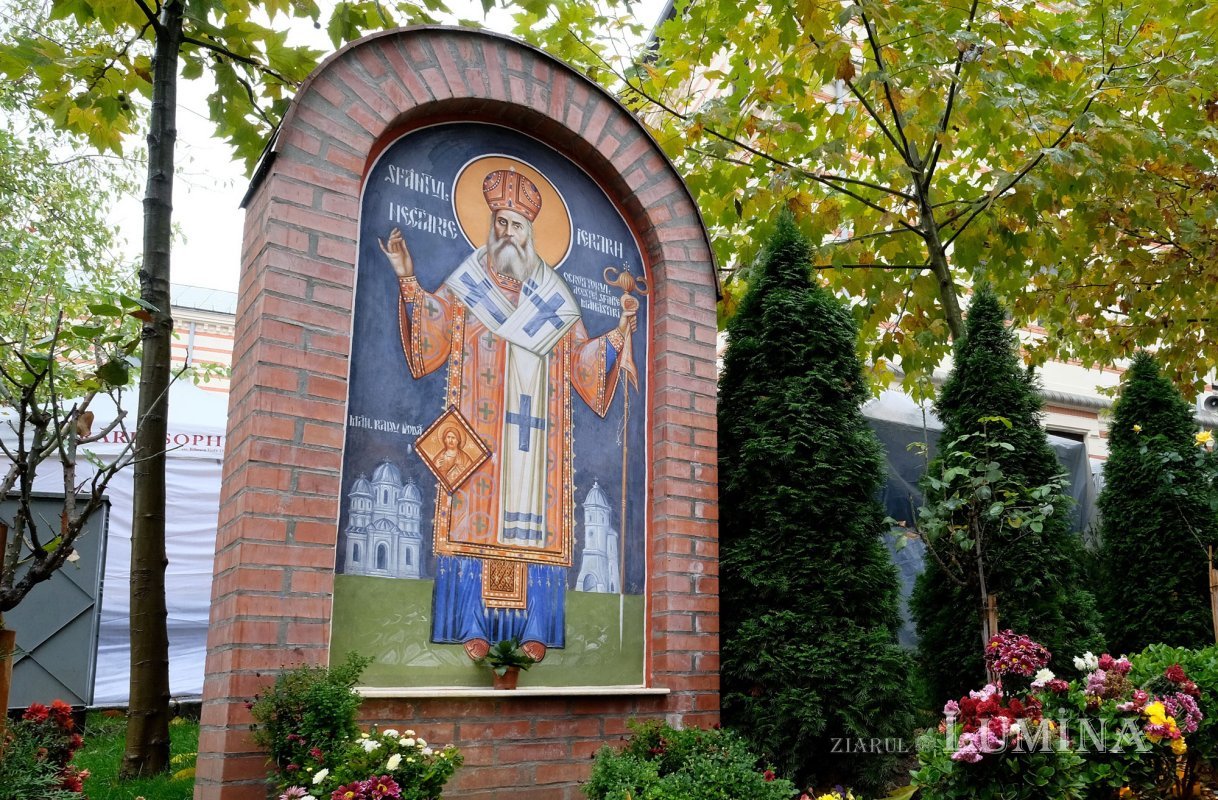 Pastorația pelerinilor care caută vindecarea la Sfântul Nectarie 317528