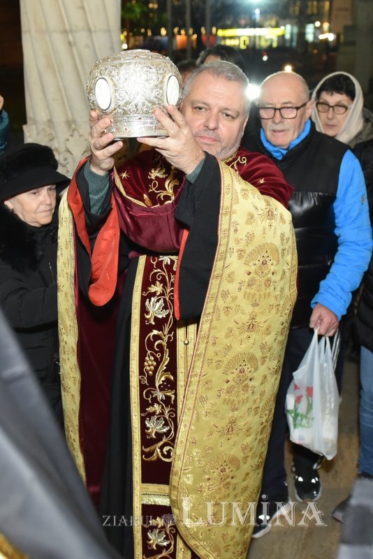 Moaștele Sfântului Ioan Botezătorul la Biserica „Sfântul Gheorghe”-Nou 317778
