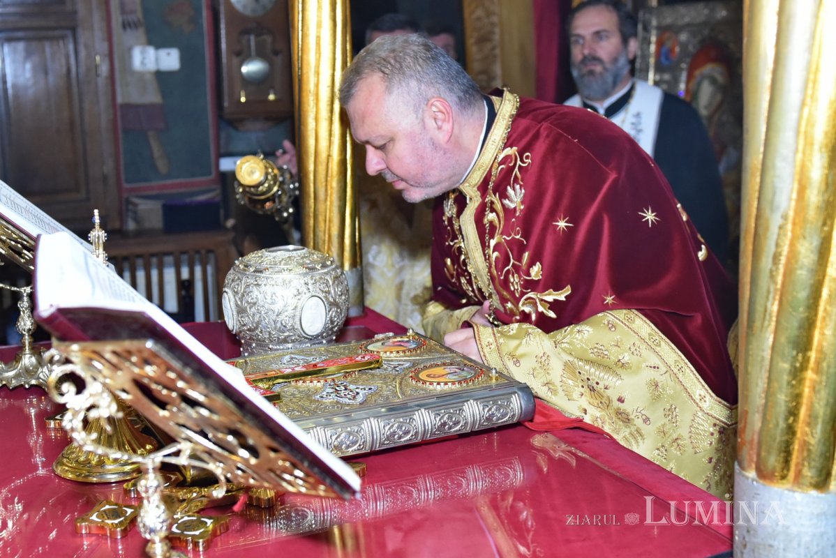 Moaștele Sfântului Ioan Botezătorul la Biserica „Sfântul Gheorghe”-Nou 317780