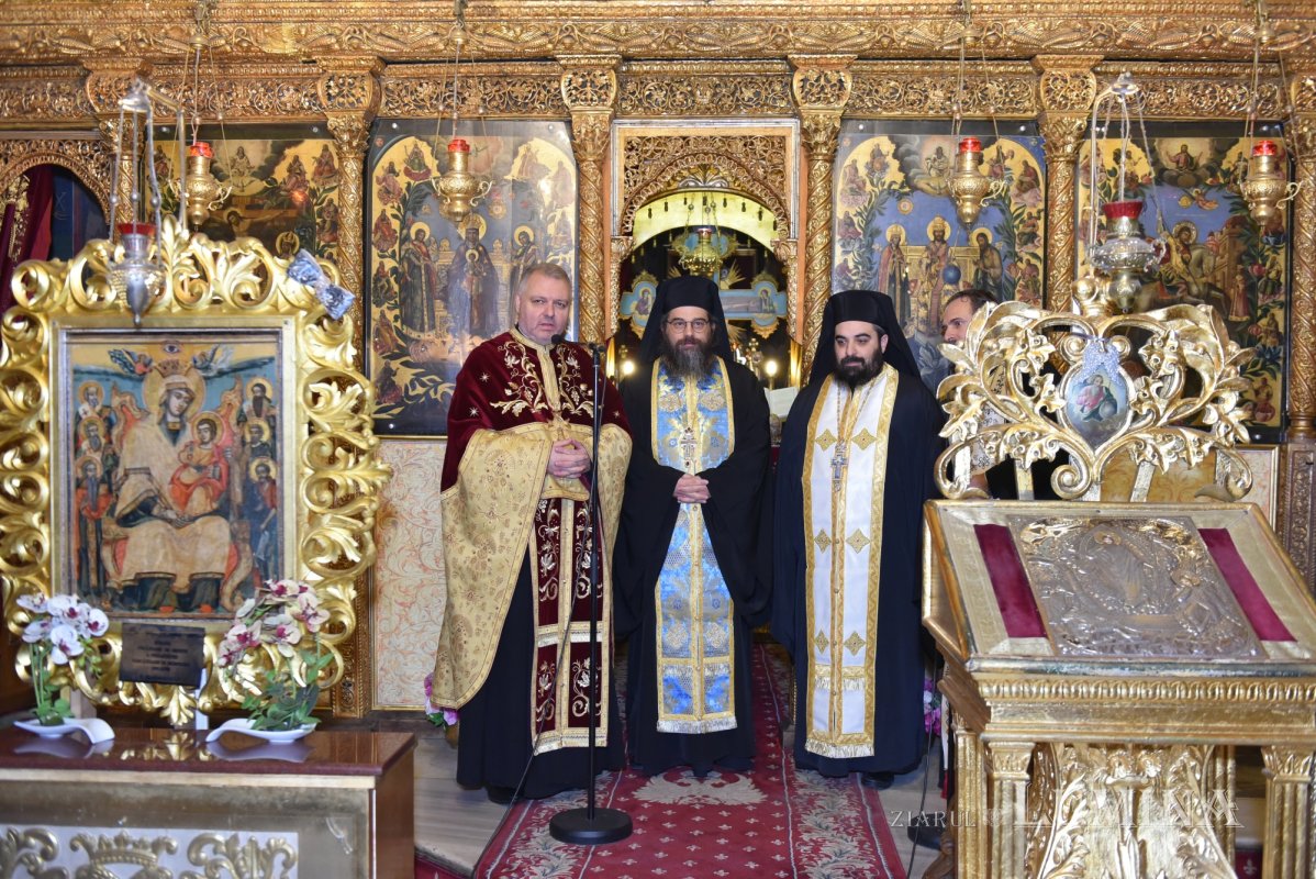 Moaștele Sfântului Ioan Botezătorul la Biserica „Sfântul Gheorghe”-Nou 317781