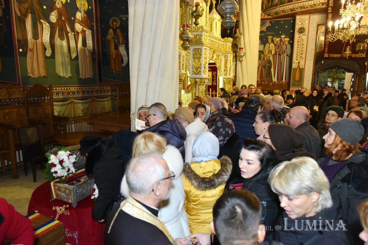 Moaștele Sfântului Ioan Botezătorul la Biserica „Sfântul Gheorghe”-Nou 317793