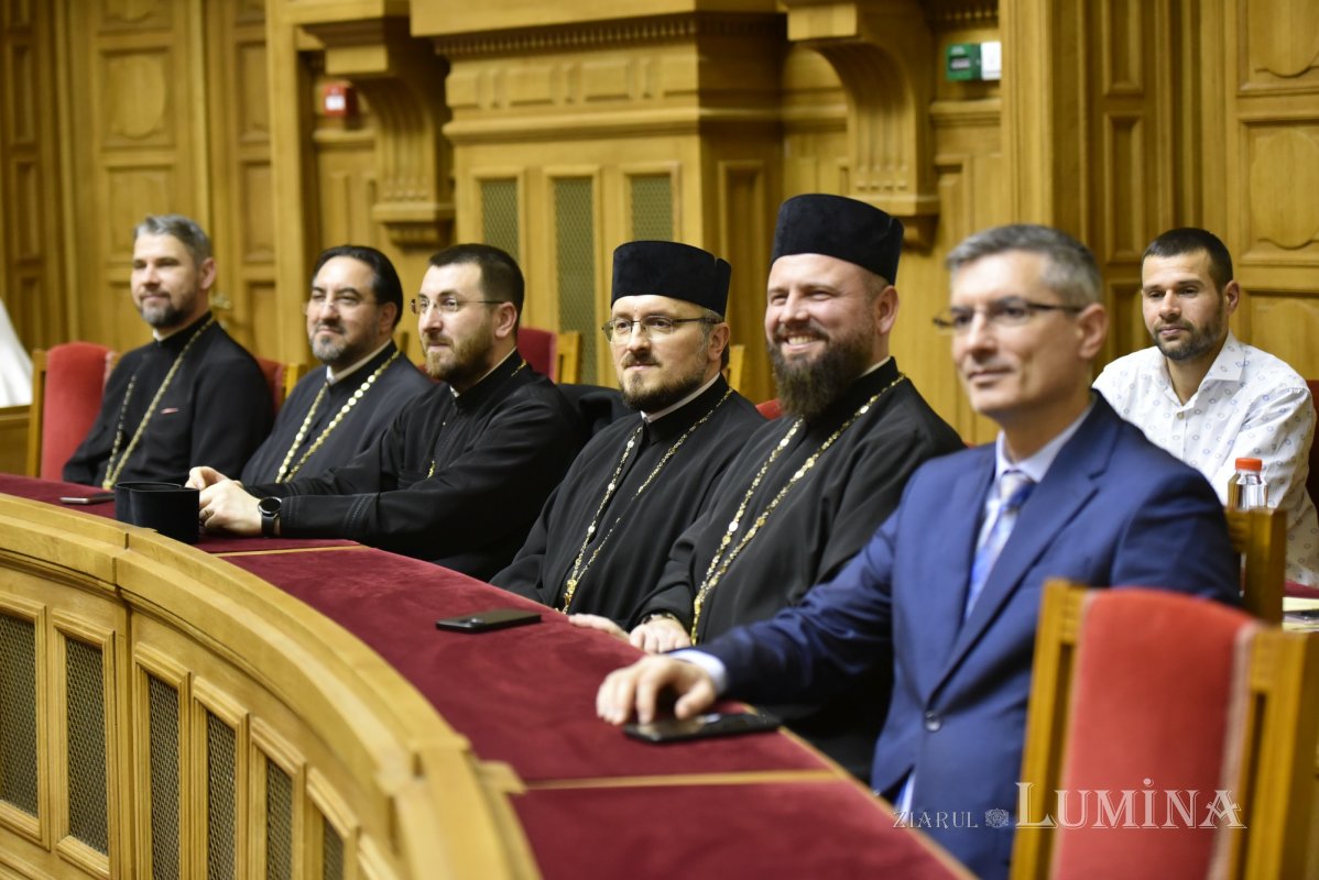 Spectacolul „Sfântul Nicolae în mijlocul copiilor” pe Dealul Patriarhiei 317903