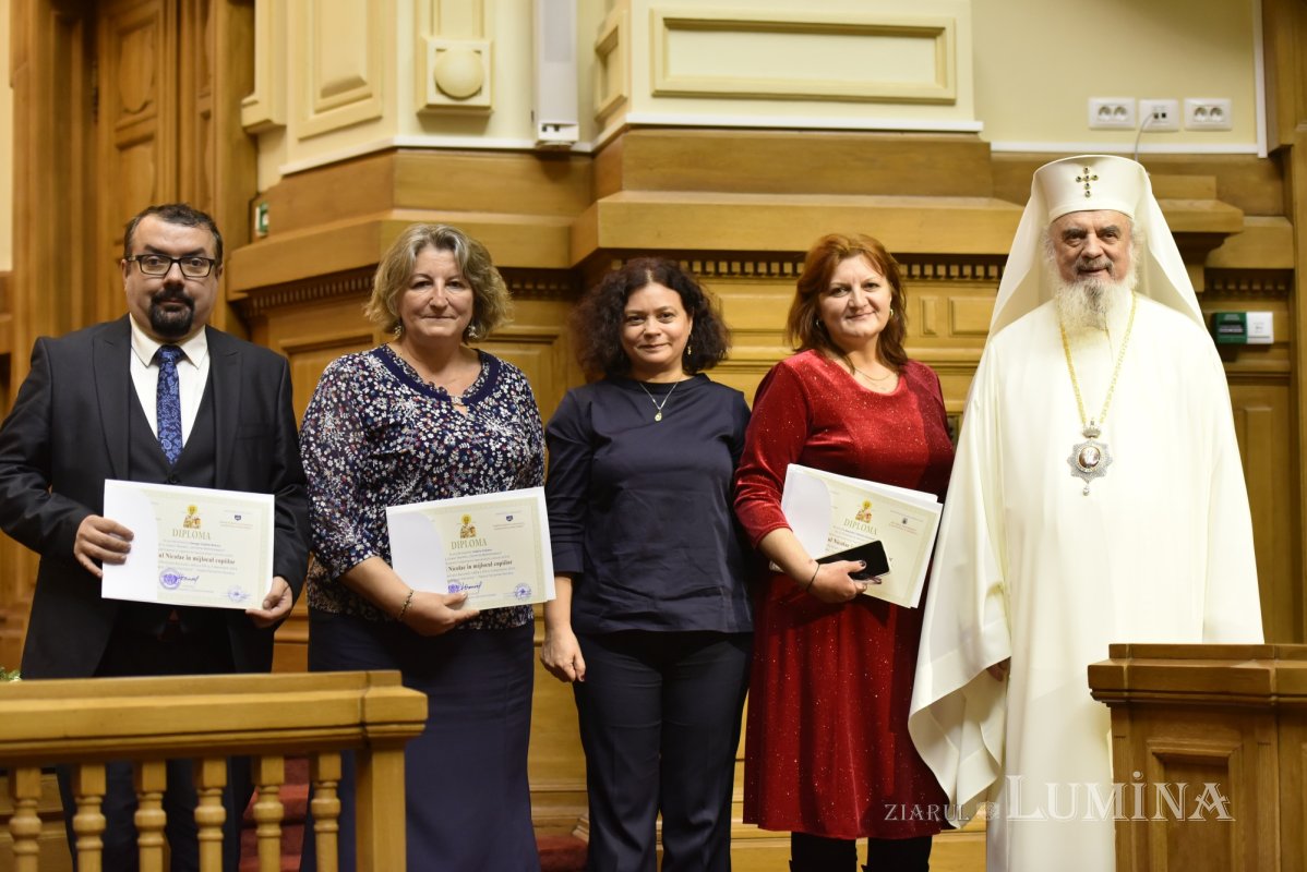 Spectacolul „Sfântul Nicolae în mijlocul copiilor” pe Dealul Patriarhiei 317922