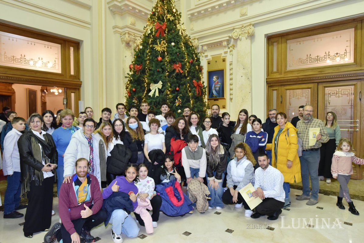 Spectacolul „Sfântul Nicolae în mijlocul copiilor” pe Dealul Patriarhiei 317937