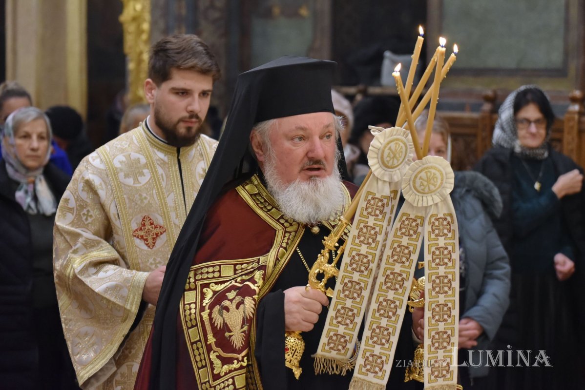 Sărbătoarea unui sfânt dăruitor la Catedrala Patriarhală din București 318028