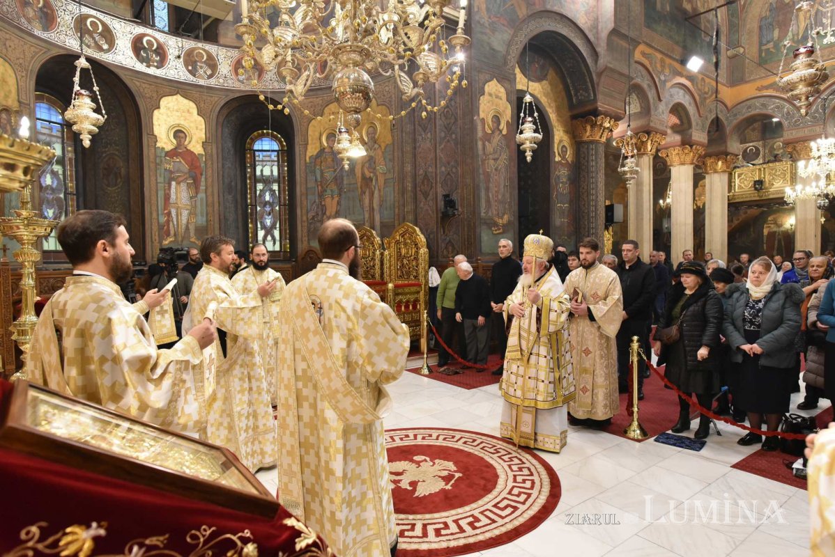Sărbătoarea unui sfânt dăruitor la Catedrala Patriarhală din București 318029