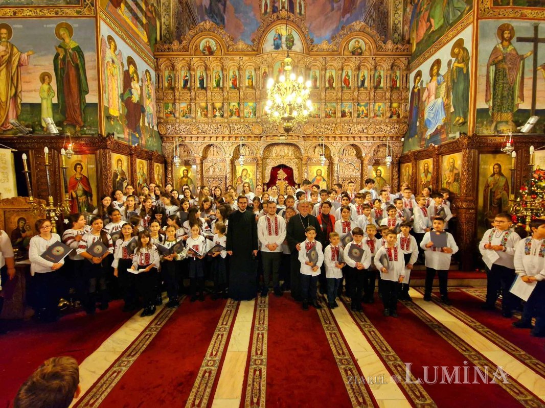 Bucuria colindelor la Biserica „Sfântul Elefterie”-Nou din București 318248