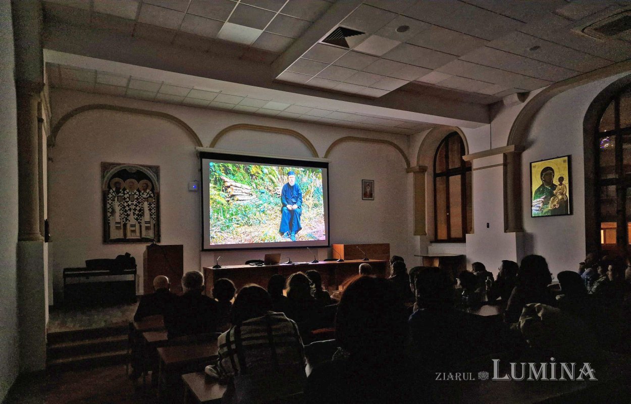 Seară duhovnicească a Cenaclului „Sfântul Simeon Noul Teolog” din București 318352