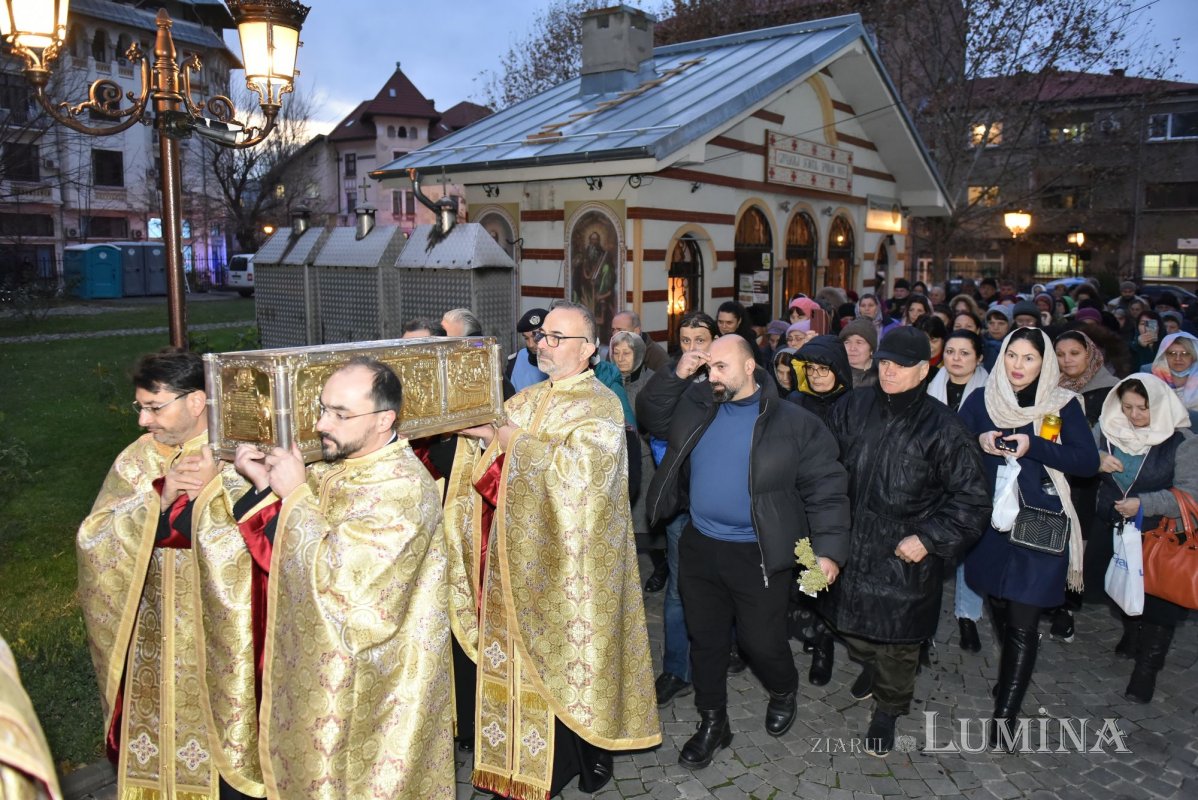 A început sărbătoarea Sfântului Ierarh Spiridon în București 318514