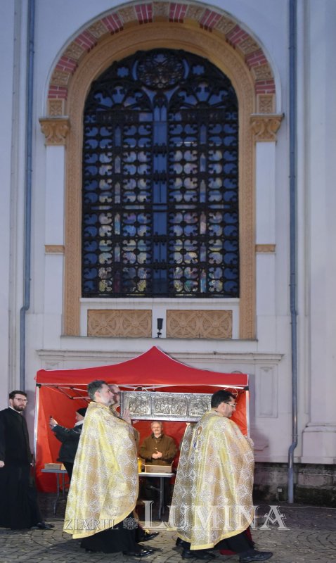 A început sărbătoarea Sfântului Ierarh Spiridon în București 318515