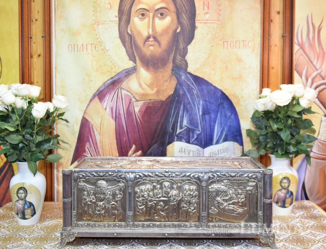 A început sărbătoarea Sfântului Ierarh Spiridon în București 318519