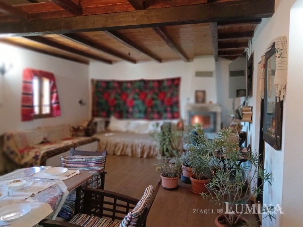 „Ulmi-Poleni”, memorialul care uneşte generaţii 318364