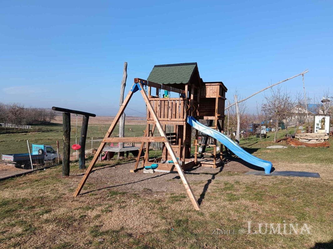 „Ulmi-Poleni”, memorialul care uneşte generaţii 318368