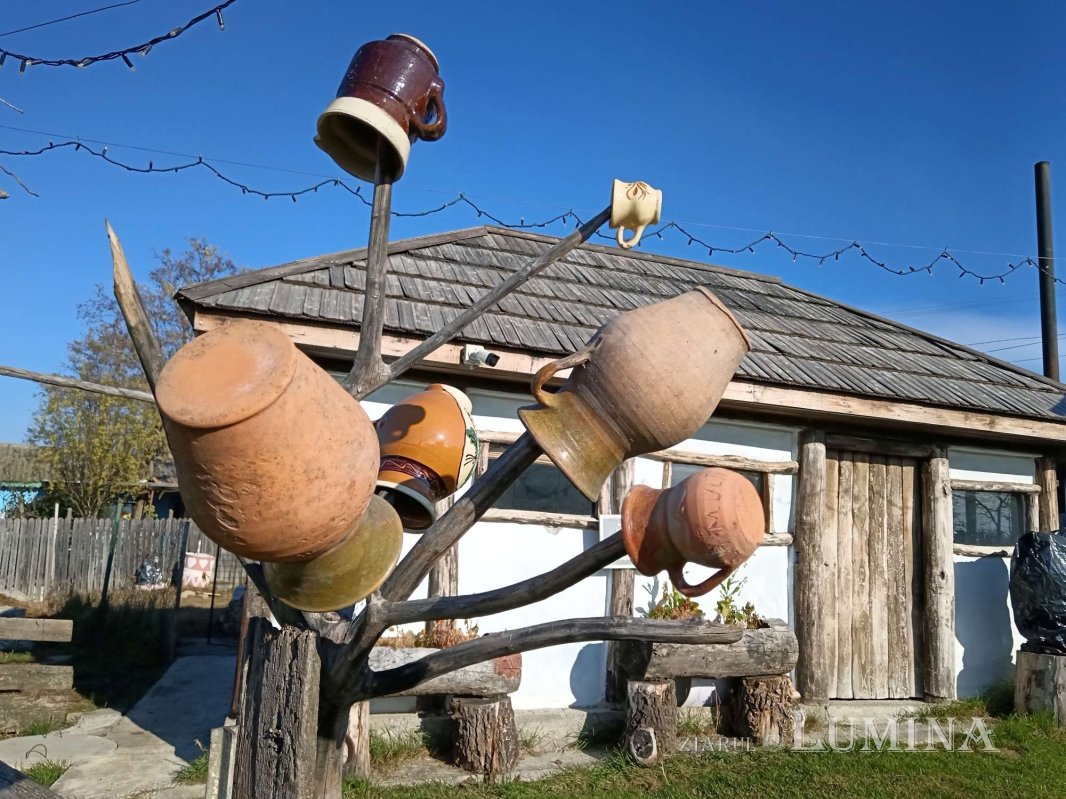 „Ulmi-Poleni”, memorialul care uneşte generaţii 318372