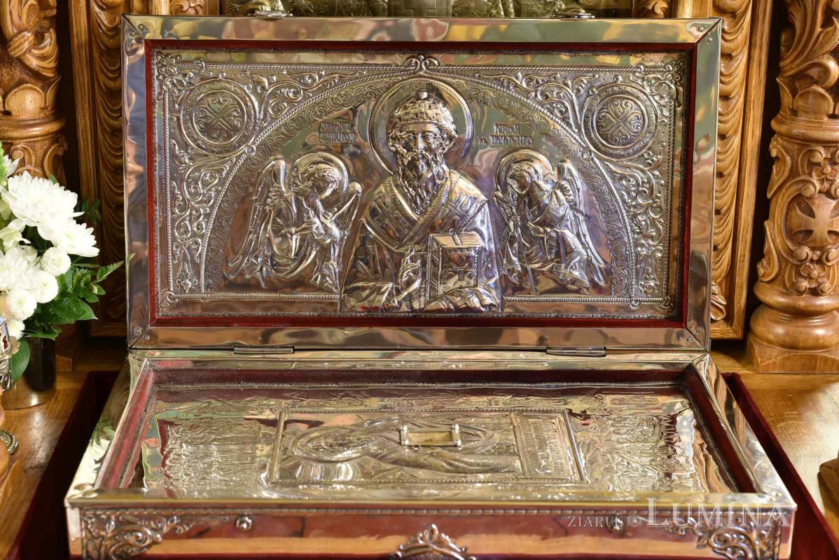 Sclipirile Luminii: Biserica „Sfântul Spiridon”- Vechi din Bucureşti 318579