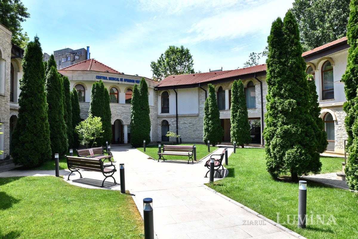 Sclipirile Luminii: Biserica „Sfântul Spiridon”- Vechi din Bucureşti 318672