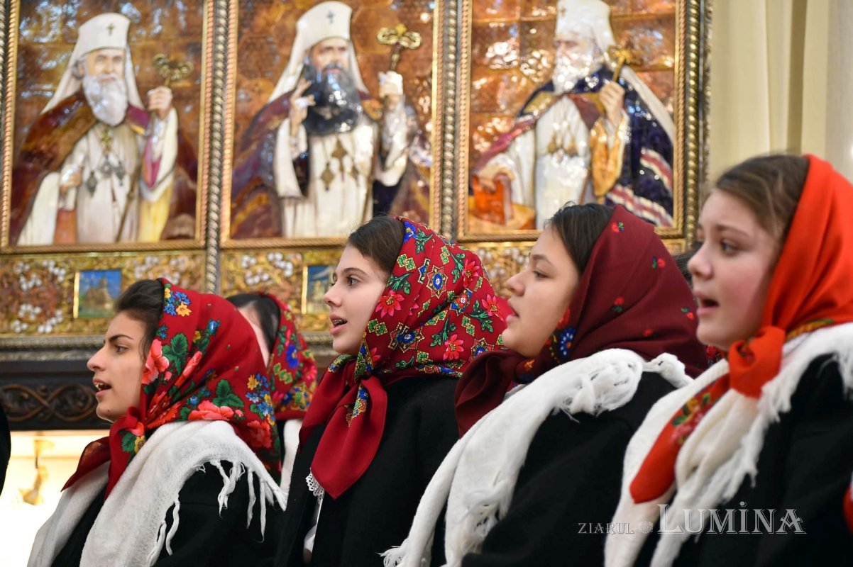 Colindele - mărturii ale Întrupării Domnului 318099