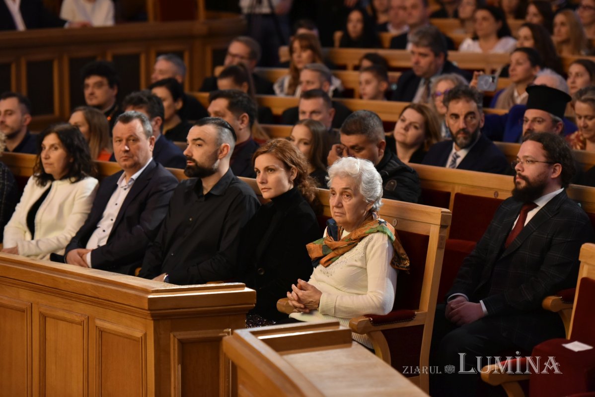 Concertul tradițional „Răsăritul cel de Sus” la Palatul Patriarhiei 319061