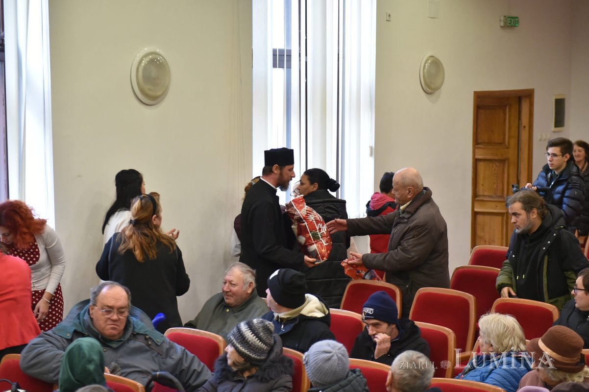 Daruri și un moment artistic din partea Protoieriei Sector 3 Capitală 318984