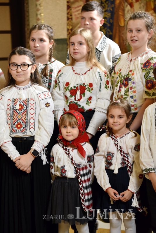 Primii colindători au fost primiți de Patriarhul României 319163