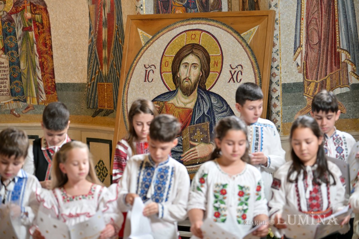 Ultimele cete de colindători la Reședința Patriarhală 319494