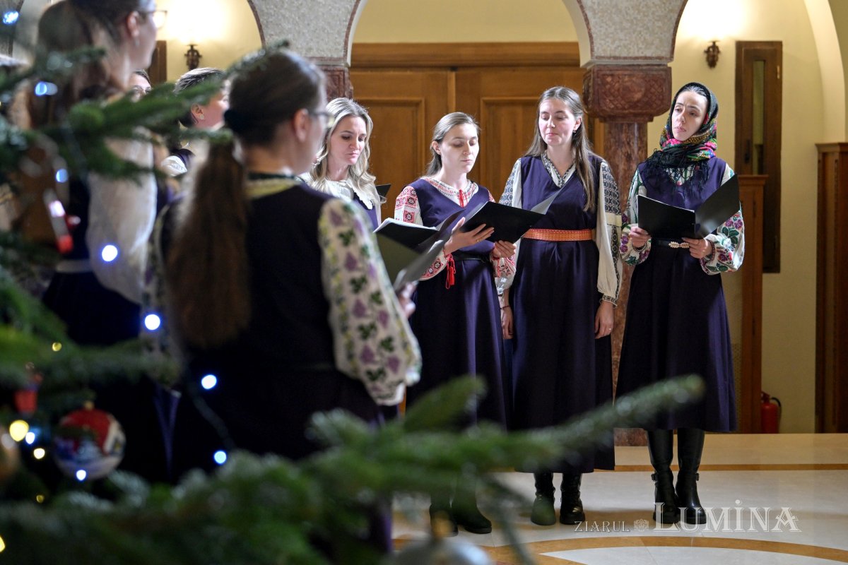 Ultimele cete de colindători la Reședința Patriarhală 319503