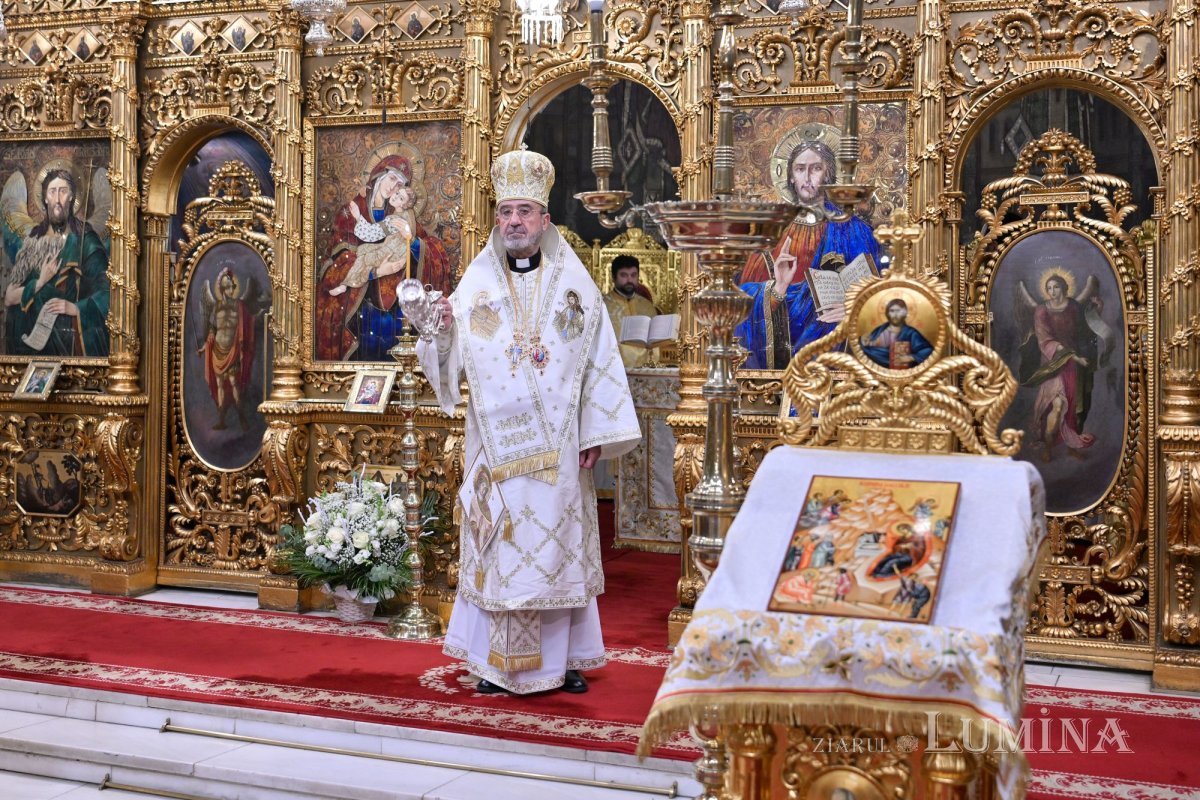 Nașterea Mântuitorului lumii sărbătorită pe Colina Bucuriei 319937