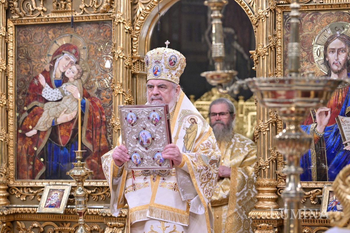 Nașterea Mântuitorului lumii sărbătorită pe Colina Bucuriei 319947