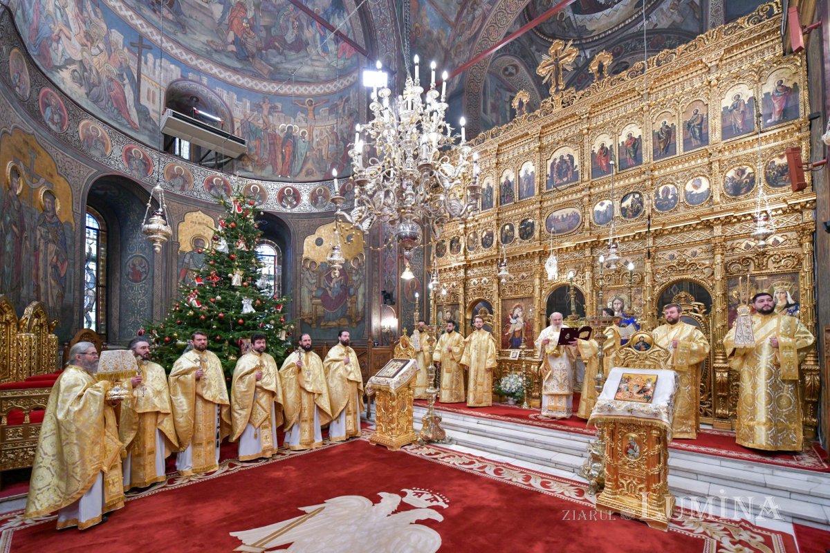 Nașterea Mântuitorului lumii sărbătorită pe Colina Bucuriei 319955
