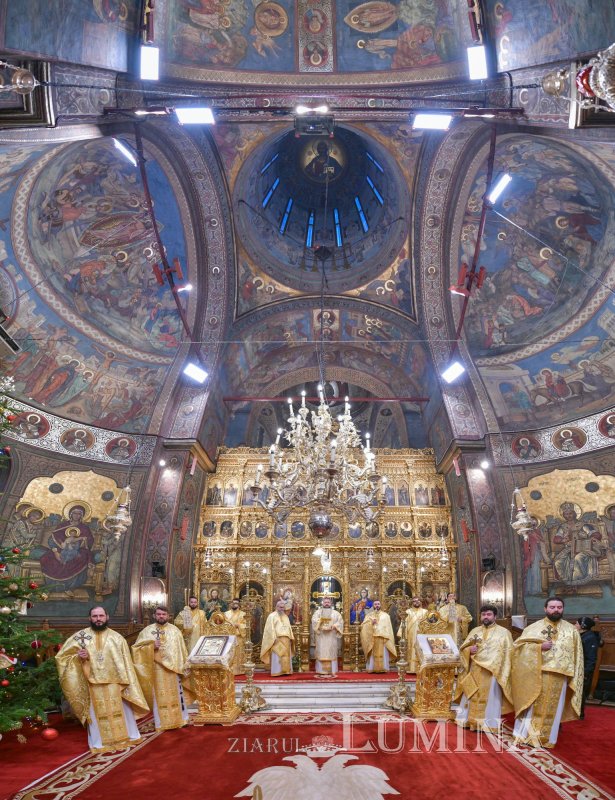 Nașterea Mântuitorului lumii sărbătorită pe Colina Bucuriei 319957