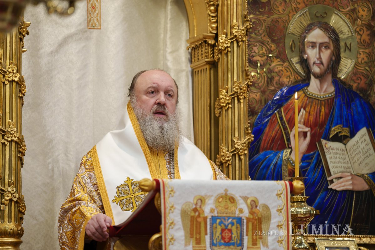 Duminica după Nașterea Domnului la Catedrala Patriarhală 320153