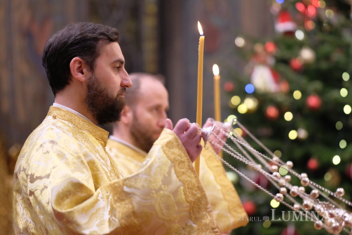 Rugăciune de mulțumire în noaptea dintre ani la Catedrala Patriarhală 320240