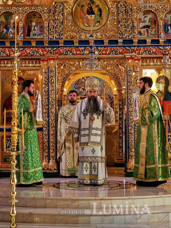 Sfântul Serafim de Sarov cinstit la Mănăstirea Pantocrator 320361