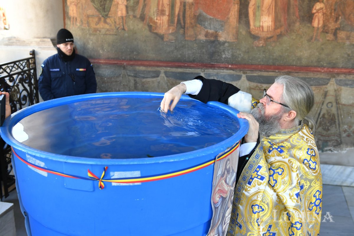 Binecuvântarea Iordanului la Catedrala Patriarhală 320453