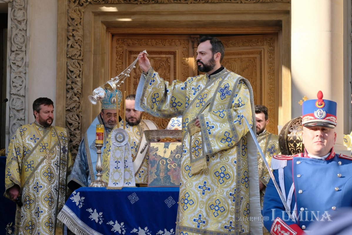 Praznicul luminos al Botezului Domnului pe Colina Bucuriei din Capitală 320545