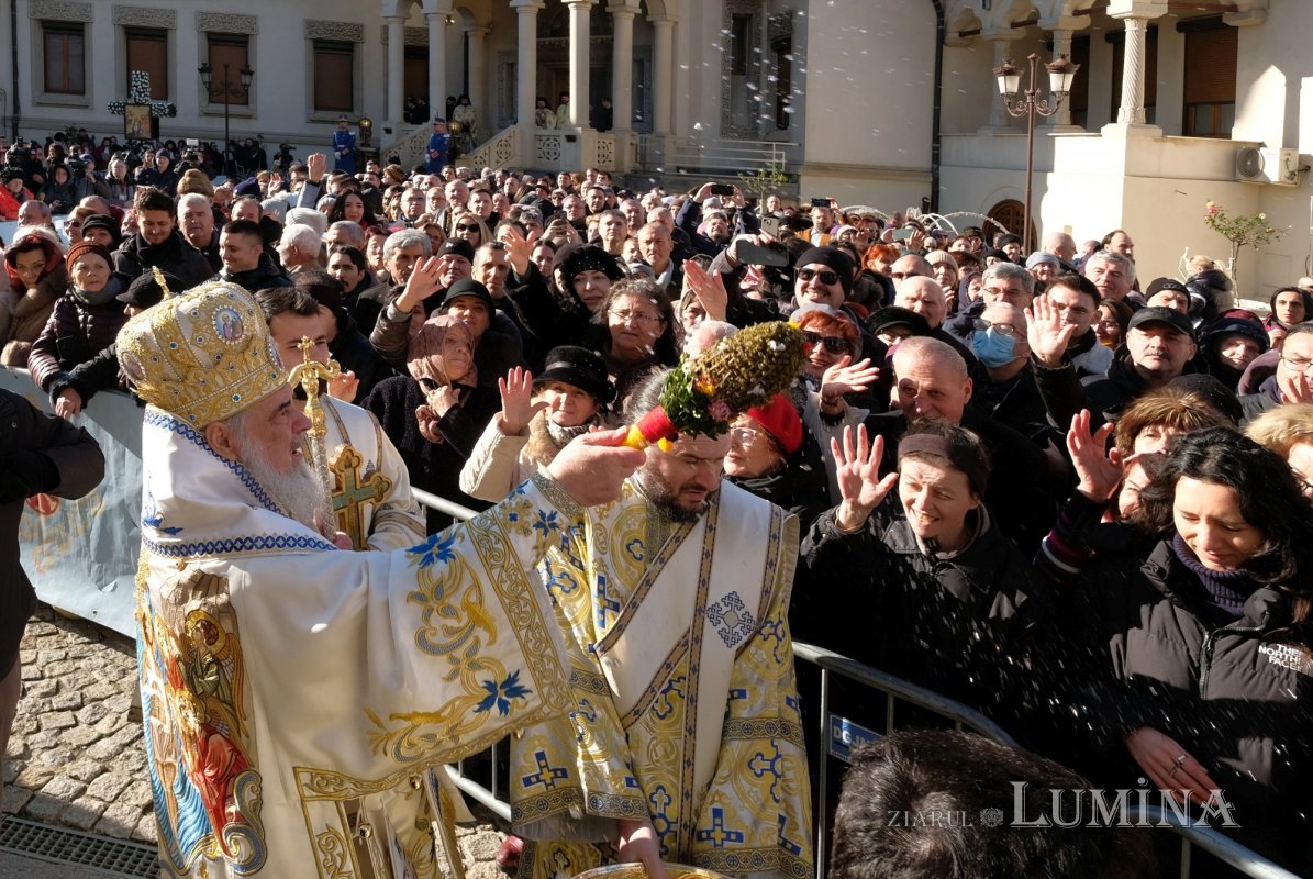 Praznicul luminos al Botezului Domnului pe Colina Bucuriei din Capitală 320560