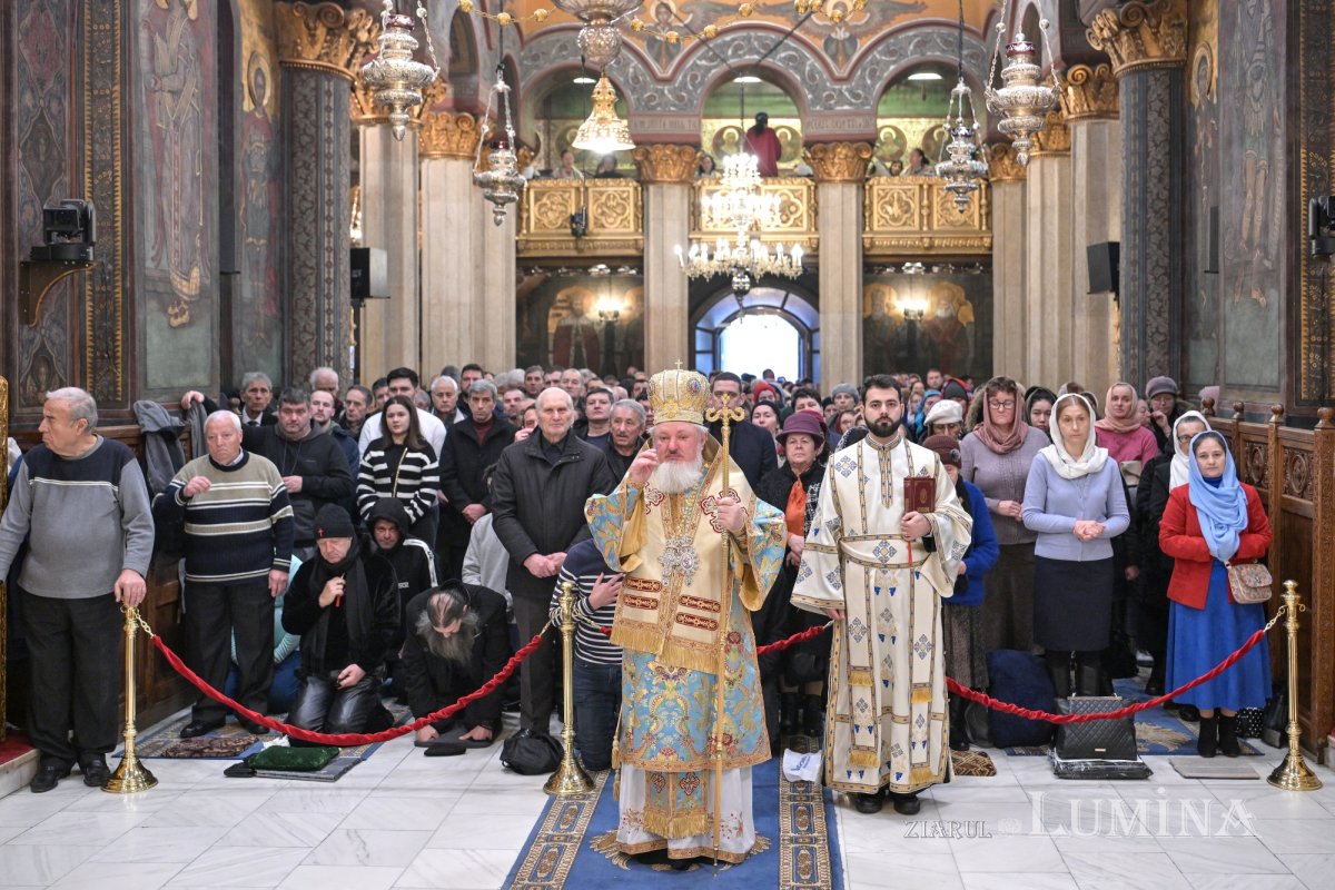 Praznicul luminos al Botezului Domnului pe Colina Bucuriei din Capitală 320577