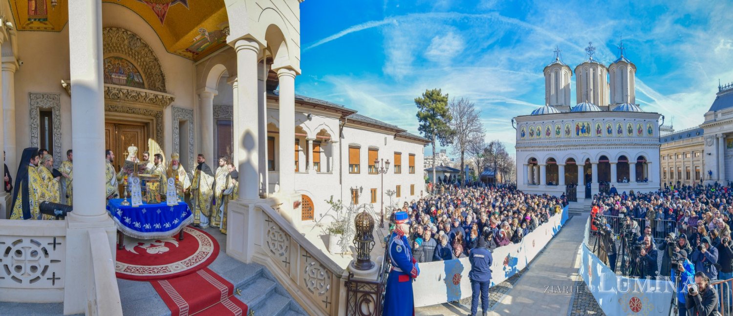 Praznicul luminos al Botezului Domnului pe Colina Bucuriei din Capitală 320611