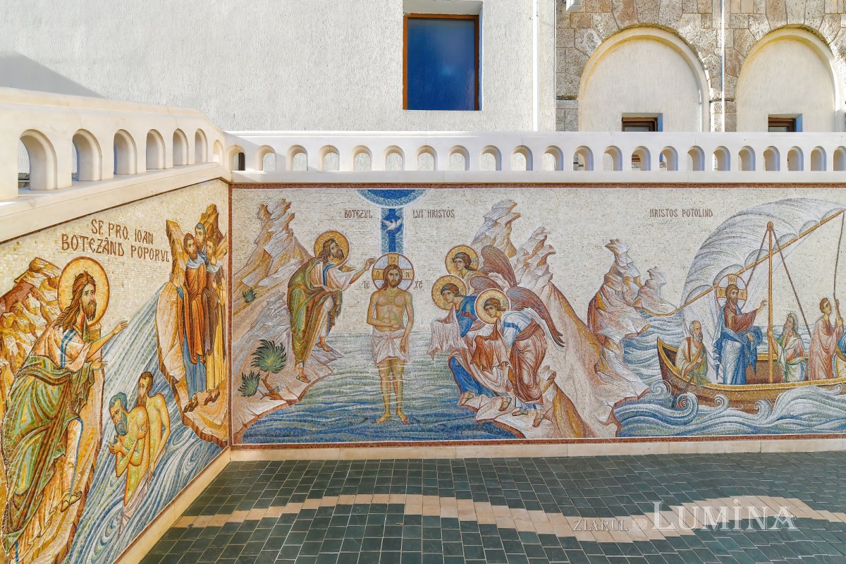 Sclipirile Luminii: „Grădina de mozaic” a Mănăstirii „Sfânta Maria”- Techirghiol 320857