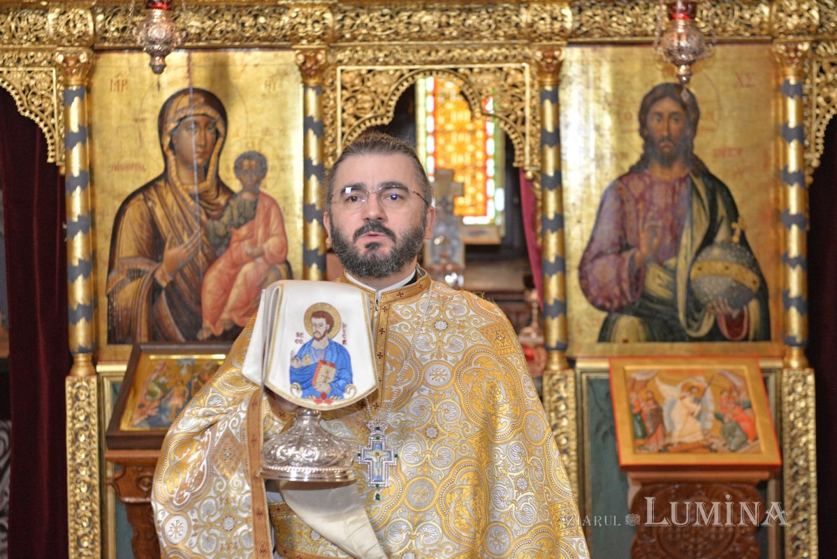 „Iisus Hristos este Lumina vieții veșnice” 320966