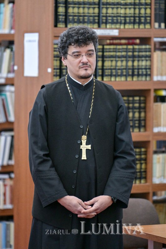 Un nou îndrumător de teze de doctorat la Facultatea „Justinian Patriarhul” 321113