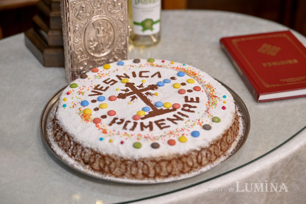 Slujbe de pomenire pentru poetul Mihai Eminescu în Capitală 321162