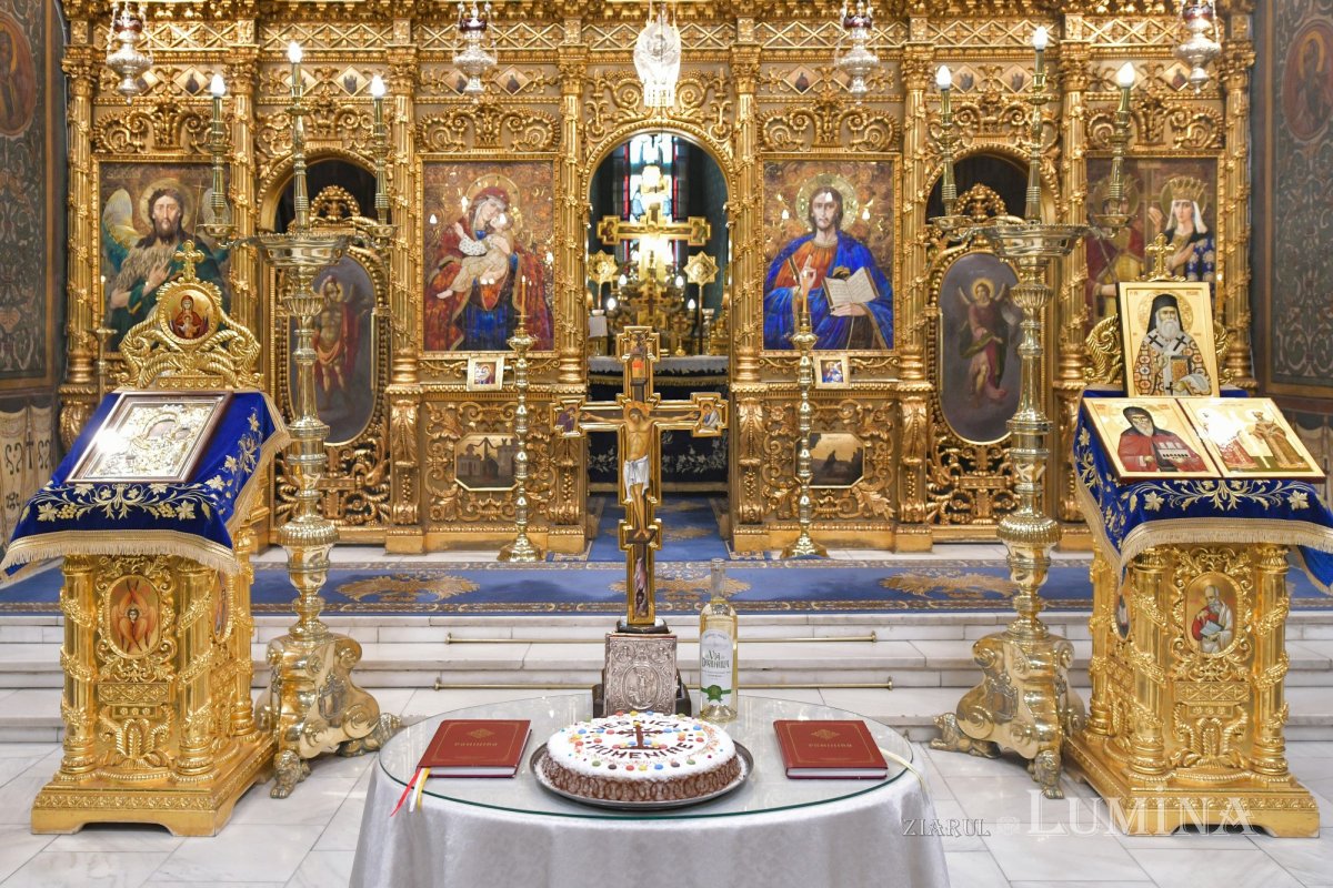 Slujbe de pomenire pentru poetul Mihai Eminescu în Capitală 321166