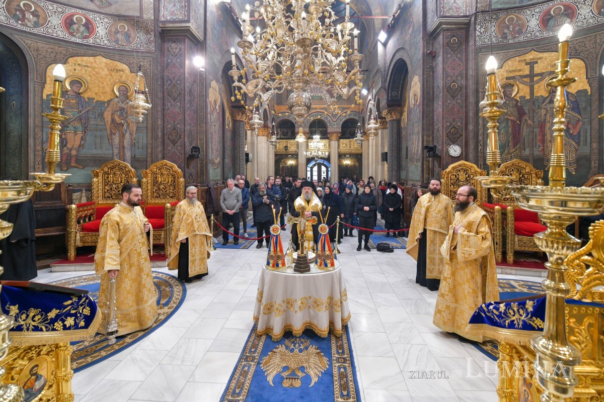 Slujbe de pomenire pentru poetul Mihai Eminescu în Capitală 321169