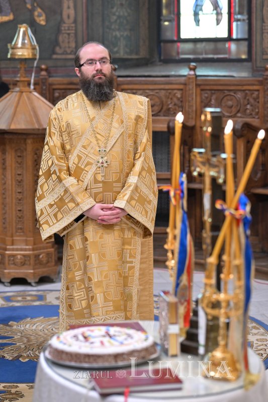 Slujbe de pomenire pentru poetul Mihai Eminescu în Capitală 321173