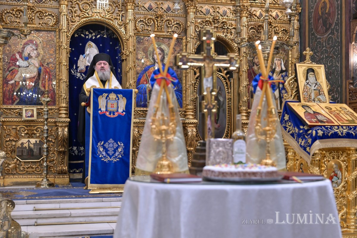 Slujbe de pomenire pentru poetul Mihai Eminescu în Capitală 321177