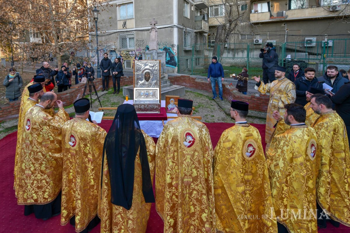 Tradiționala procesiune închinată Sfântului Antonie cel Mare, în Capitală 321335